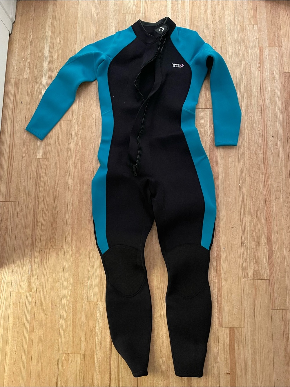 NWOT Blue & Black Full-Body Wetsuit with Front Zip